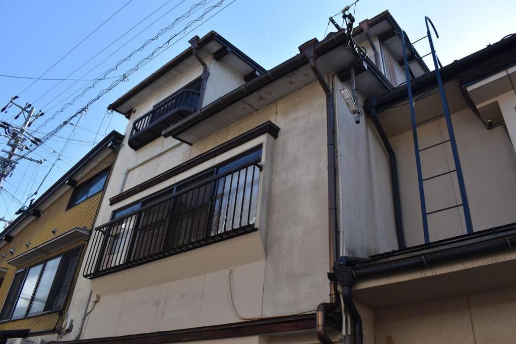 Only For One Group Cheaper For 6Th & 7Th Guest 市街地中心部 一棟貸しの宿 Guest House Don'S Home Takajama Exteriér fotografie