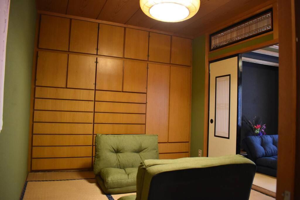 Only For One Group Cheaper For 6Th & 7Th Guest 市街地中心部 一棟貸しの宿 Guest House Don'S Home Takajama Exteriér fotografie